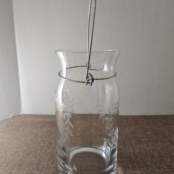 Clear Crystal Heart Etched Hurricane Lantern With Silver Metal Swivel Handle - Picture 5 of 12